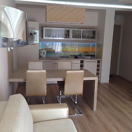 Villa Park Apartman Balatonfüred Quarto foto